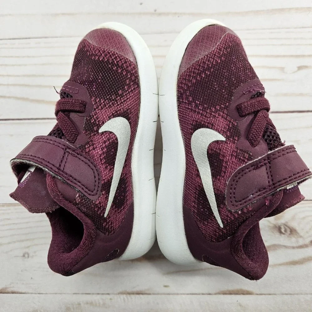 Nike Free RN Sneakers Size 5C Raspberry Pink Purple Toddler Preschool 904261-601